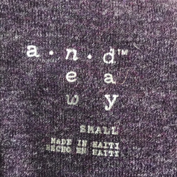 A.N.D eawy purple tank top. No Rips no - Picture 5 of 5